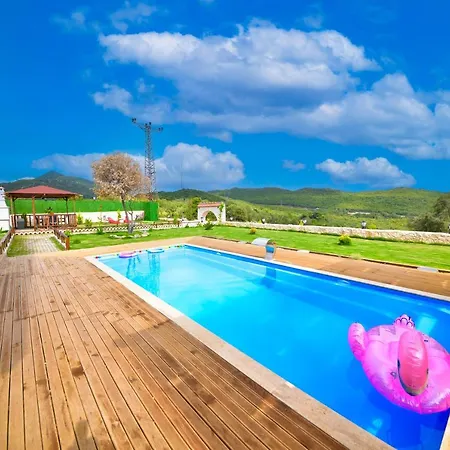 Kyaneai Hotel Demre